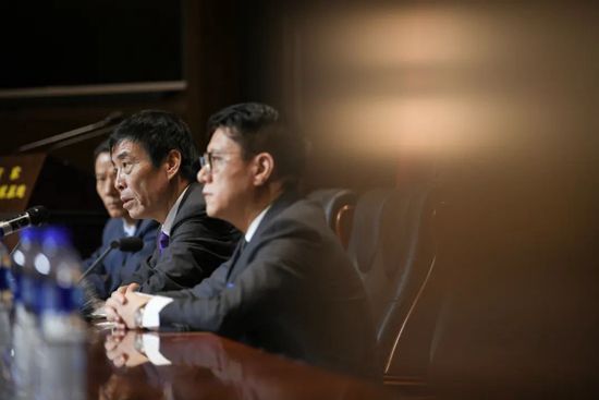 亚洲狠狠干
